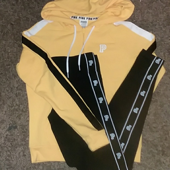 PINK Victoria's Secret Pants - VS PINK Set